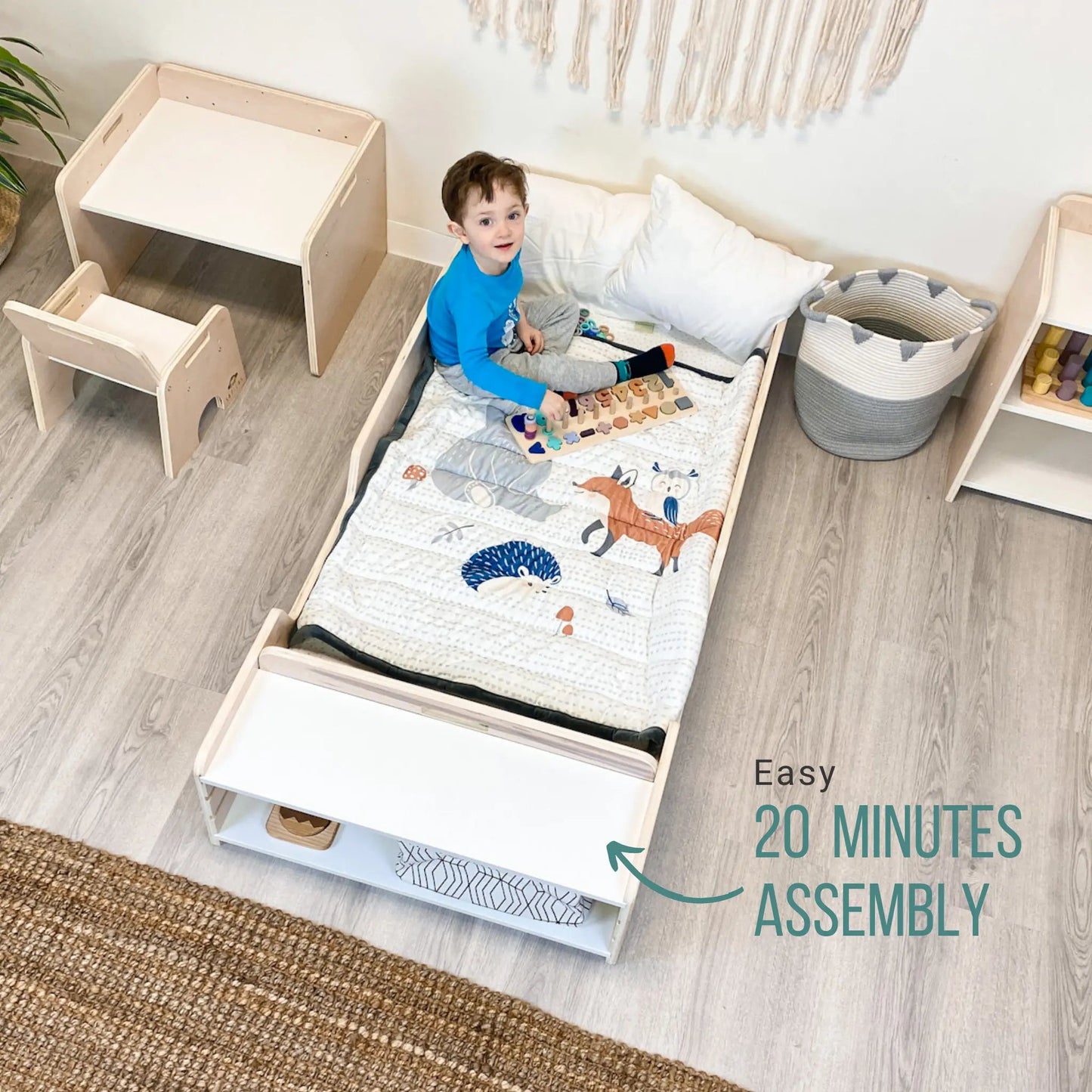 APPLE CRIB - Montessori Floor Bed with Rails & Shelves