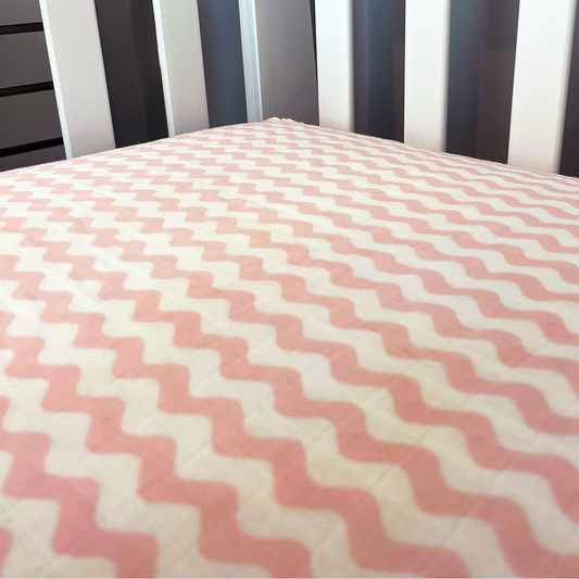 Waves Muslin Cotton Crib Sheet - Pink - ittybittybubba